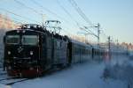 SJ Rc6 1415 mit IC81 (Duved - Stockholm) am 3.1.2009 ...