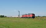 218 386-1 und 218 397-8 am 6.08.2009 mit einem IC ...