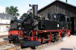 Museumsbahn Schonheide Dampflok 99 516 und Diesellok 199 051 stehen am 12. September 2009 vor dem Lokschuppen in Sch�nheide.