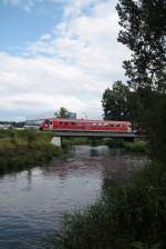 ein Triebwagen der Baureihe 611 �berquerte am 9.7. zwischen Biberach/Ri� ...