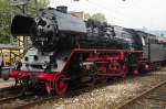 Lokportrait hinter den Eisen- Schweinen : 41 1150-6 (Bayerisches Eisenbahnmuseum Nördlingen)... Die ... Lokportrait hinter den Eisen- Schweinen : 41 1150-6 (Bayerisches Eisenbahnmuseum Nördlingen)... Die ...