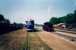 putbus Die seit einigen Jahren,nicht mehr auf R�gen,fahrende Nicki/Frank S. traf an einem Junitag 1999 den legend�ren SVT 137 225, der in Leipzig auf Gleis 26 steht,in Putbus.