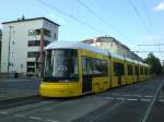 berlin Stra�enbahnlinie M4 nach S-Bahnhof Hackescher Markt am S-Bahnhof Greifswalder Stra�e.