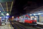 br-4023 4023 006-2 wartet als S3 5091 Schwarzach-St.Veit - Bad Reichenhall im n�chtlichen Bahnhof von Schwarzach-St.Veit (�sterreichurlaub 08.08.09)