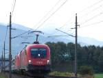 br-1116-vor-personenzugen 1116 093-4 hat am 10.09.09 zusammen mit einer Schwester die Aufgabe den OEC 163 Transalpin von Buchs bis Wien zu bringen, hier sind die beiden bei KM 50 der Unterinntalbahn unterwegs und werden als n�chstes W�rgl erreichen.
