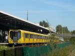 U-Bahn Berlin Im Bahnhof Hellersdorf (?) 19.9.2009