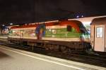 munchen-hauptbahnhof Am 14.09.09 hatte die 1116 007-4 'SOS Kinderdorf' die Aufgabe, den EN Kalman Imre Richtung Budapest keleti pu ab M�nchen Hbf zu ziehen.