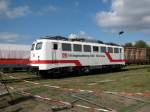 BR 110 Werbeloks 110 511-3 beim Tag der offenen T�r im AW Dessau. Wer wei� wer den Zaun umgeworfen hat, ich war es nicht!