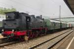 BR 75 75 1118 pendelte anl��lich der M�rklin-Tage mit einem Sonderzug zwischen G�ppingen und Plochingen. (19.09.09). 