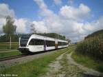 Thurbo Der RABe 526 790-1 ''Zihlschlacht Sitterdorf'' geh�rt zu den letzten GTW's mit dem alten Anstrich. Hier zu sehen am 20.9.09 als S29 nach Winterthur zwischen Dinhard und Seuzach.