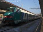 Steuerwagen Bauart MDVC Regionalzug nach Udine steht abfahrbereit in Trieste Centrale, anfang September 2009 kHds