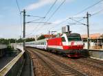 25.6.09 Aufgrund des Blitzeinschlags im Stellwerk S��enbrunn mussten alle Nordbahnz�ge ...
