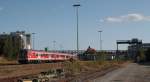 Ein n-Zug f�hrt am 6.9.2009 aus Biberach/Riss Richtung Ulm aus. ...