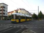 Stra�enbahnlinie M4 nach S-Bahnhof Hackescher Markt am S-Bahnhof Greifswalder Stra�e. ...