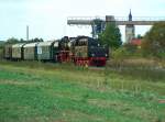 Tender vorraus zieht DR 50 3708-0 den Leerzug aus Karsdorf ...