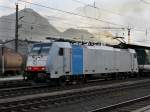 Die 186 104 von RAIL POOL mit einem KLV-Zug am ... Die 186 104 von RAIL POOL mit einem KLV-Zug am ...