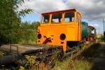 Ein ASF auf einen 2-Achsigen Tiefladewagen am 12.09.09 im ehemaligen ...