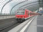 Hier ein S-Bahn Erg�nzugszug von Berlin Ostbahnhof nach Potsdam Hbf., ...