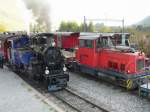 DFB Dampfbahn Furka-Bergstrecke DFB - Im Bahnhof Realp Dampflok HG 3/4 1 neben Diesellok HGm 2/2 51 am 25.09.2009