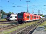 br-4260-db SBB & DB - Im Bahnhof Singen begegnen sich der SBB Triebwagen 526 651-5 und der DB Triebwagen 426 013-9 am 31.08.2009