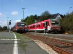 br-628-----928--629 Zugkreuzung zwischen 628.2 (links) und 628.4 in Selbitz, KBS 857 am Freitag den 11.09.2009.