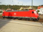 Hier habe ich eine G�terzug E-Lok Fotografiert.Die Lokomotive wartete um ...