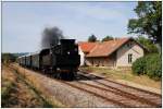 Die ehemalige Wiener Stadtbahnlok 30.33 mit ihrem SR 16253 von ...
