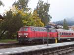 Eine Br 218 ist in Oberstdorf eingefahren  ...