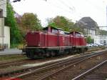 Darmstadt Hauptbahnhof am 23.04.2005: Auf einem Nebengleis standen 212 240 ...