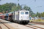 Ein LoMo-Zebra-Doppel am 23.09.09 bei der Durchfahrt in A�ling/Obb  ...