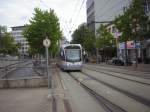 Saarbahn Eine Saarbahn auf dem Weg an die Haltestelle Hauptbahnhof. Die Aufnahme des Fotos war der 02.10.2009.