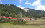 strecke-albulabahn-1-rei-fi RE1141 mit Ge 4/4 III 646 bei Surava. (01.10.2009)