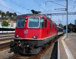 Extra Zug f�r FC-ST. Gallenfans nach Neuenburg. RE 4/4 II ...