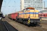 WHE (Wanner Herner Eisenbahn) 24 mit Schrottwagen im HBF Essen ...