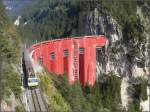 strecke-albulabahn-1-rei-fi RE1156 mit Ge 4/4 III 645 'Tujetsch' auf dem Landwasser Viadukt. (01.10.2009)