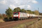 BR 189 E 189 093 'Veolia' mit einem Kesselwagenganzzug am 04.10.2009 kurz vor �berquerung des Mittellandkanals bei Peine