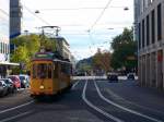 karlsruhe-hier-bitte-keine-s-bahnen-einstellen Tw 95 mit Bw 299 zwischen Ettlinger Tor und Marktplatz. Aufgenommen am 4.10.2009