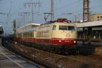 BR 103 103 184-8 vor einem Sonderzug in Essen HBF.