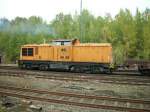 WFL Lok 12 schiebt Wagen zusammen.  ...