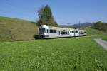 ABe 4/8 33 n�hrt sich am 30.9.09 Gontenschwil.  ...