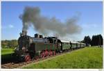 �GEG-Dampflok 77.28 f�hrt auf der Museumsstrecke von Timelkam nach Ampflwang. ...