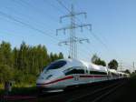 In Leverkusen f�hrt der DB 403 506 (ICE3) Richtung Norden.

16.08.2009

 ...
