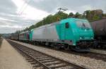 185 576 und 185 545 Richtung Wien. Tullnerbach-Pressbaum am 30.09.2009. ...
