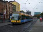 Tw 221 f�hrt als Linie 2 nach Wolfartsweier. Aufgenommen am ...
