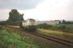 Die 216 187-5 holt gegen Abend ein paar G�terwagen vom ...