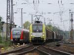 In Weimar begegnen sich am 10.10.2009 die Dispolok ES 64 ... In Weimar begegnen sich am 10.10.2009 die Dispolok ES 64 ...