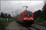 BR 182 Da der Morgen des 04.08.2009 keine Wetterbesserung vorsah wurde der Bahnhof Oberaudorf aufgesucht. Dort angekommen durchf�hrt  182 019 (9180 6182 019-0 D-DB) mit dem TEC 42175, Bremen-Golland – Verona Q.E. den Bahnhof in Richtung S�den.