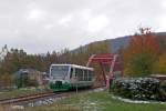 Vogtlandbahn 654 032 (VT32) als VIA/VBG83120 in Klingenthal, 14.10.09.