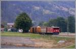 G�terzug nach Samedan bei Cazis mit Ge 6/6 II 701 ...