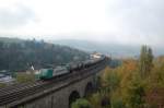 KBS 430 Br 185 xxx von Rail 4 Chem 'Transpetrol' �berquerte am 15.10.2009 mit einem Kesselwagenzug von Ruhrort nach Gro�korbetha den Bekeviadukt in Altenbeken.